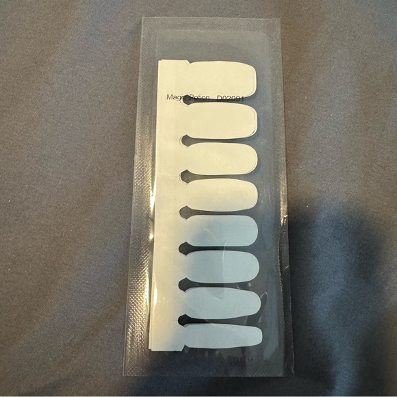 *Retired* Color Street: Magic Potion | Halloween Green Purple Fall Glitter - Picture 5 of 15